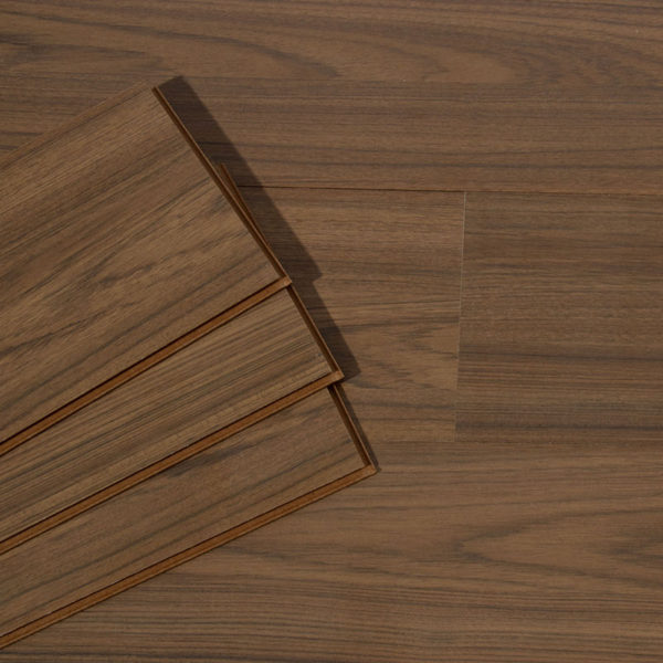 Laminate Classic Walnut 8 mm